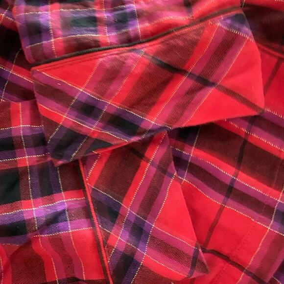 EUC Victoria’s Secret Plaid Pajama Short Set Red, Pink Purple Flannel Size XS - Picture 2 of 4